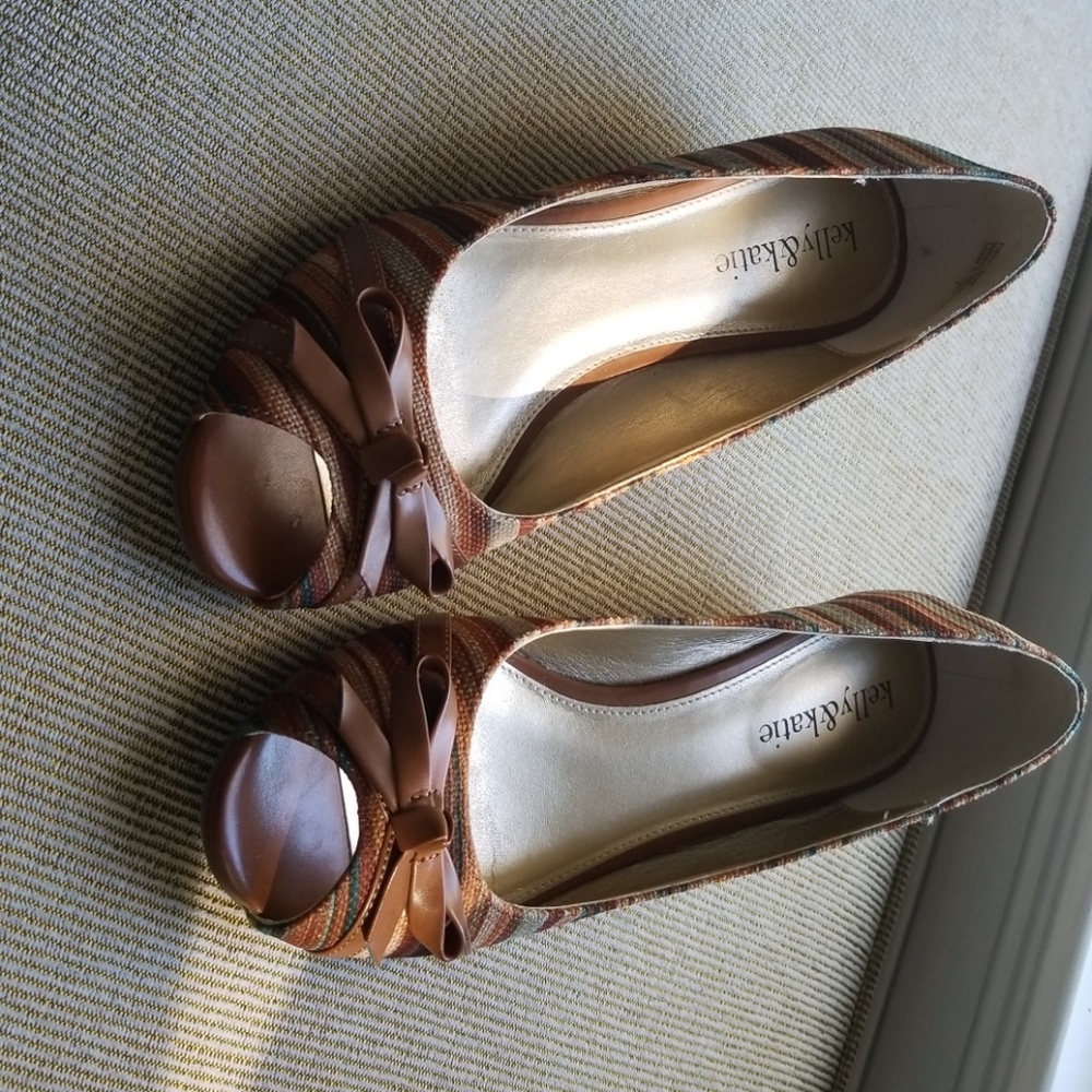 Women's peep-toe slip-on shoes